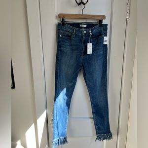 NWT Good American mega frayed skinny jeans
